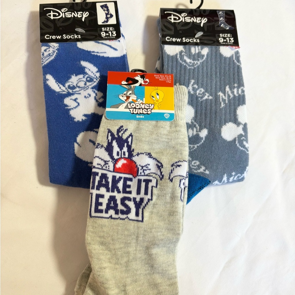 Disney and Looney Tunes women’s Crew Socks - Blue and Gray